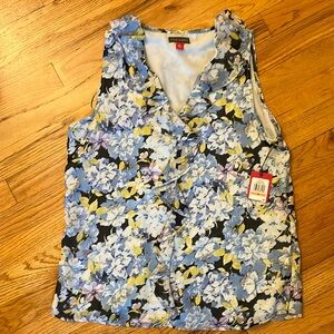 NWT Vince Camuto Sea Breeze Blooming Floral sleeveless blouse - size sma…